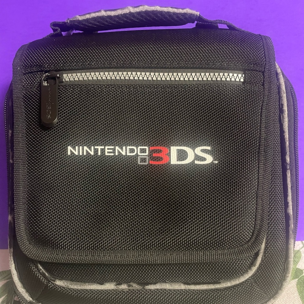 Nintendo 3DS Black Carrying Case